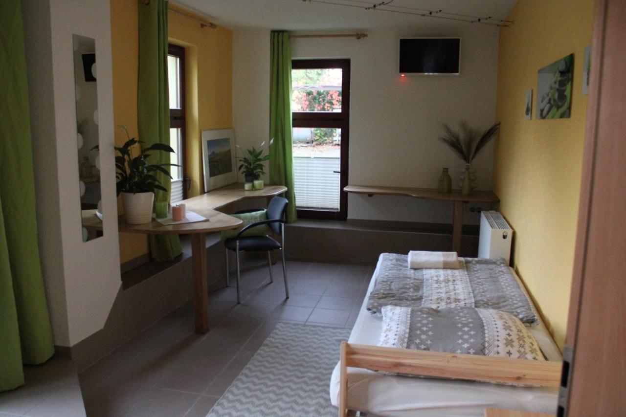 Appartement Baerchenhof à Priestewitz Extérieur photo