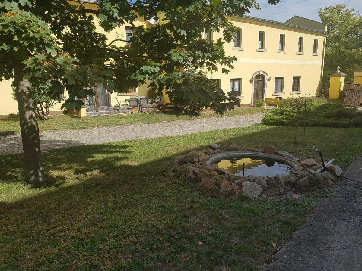 Appartement Baerchenhof à Priestewitz Extérieur photo